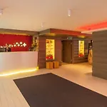 Agora Swiss Night By Fassbind 로잔