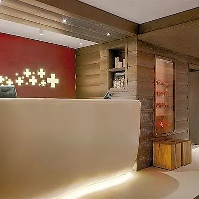 Agora Swiss Night By Fassbind Lausana