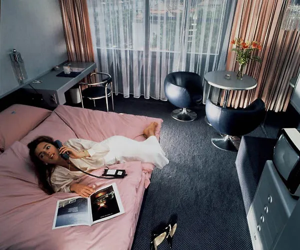 Agora Swiss Night By Fassbind Lausana