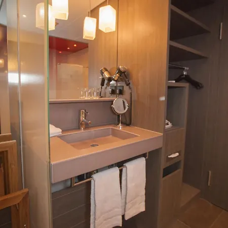 Agora Swiss Night By Fassbind 4*