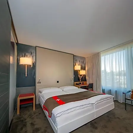 Agora Swiss Night By Fassbind Hotel Lausana