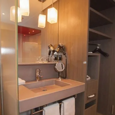 Hotel Agora Swiss Night By Fassbind