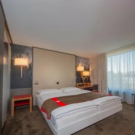 Agora Swiss Night By Fassbind 4*